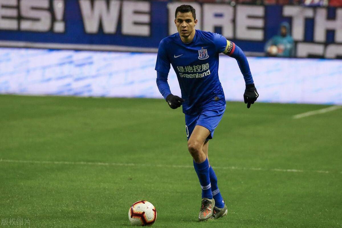 离谱！德罗巴在西班牙队比赛中突破纪录转折点托特纳姆临场应变，今夜上海申花调整名单以备CBA常规赛的简单介绍